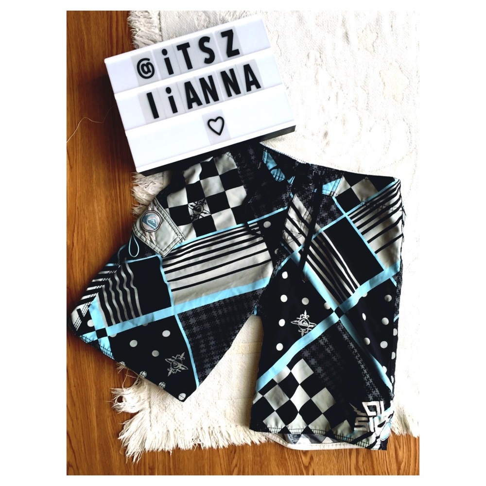 Men’s board shorts